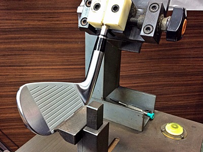 ゴルフギャレーヂ謹製計測器, a high-performance measuring instrument by Golf Garage